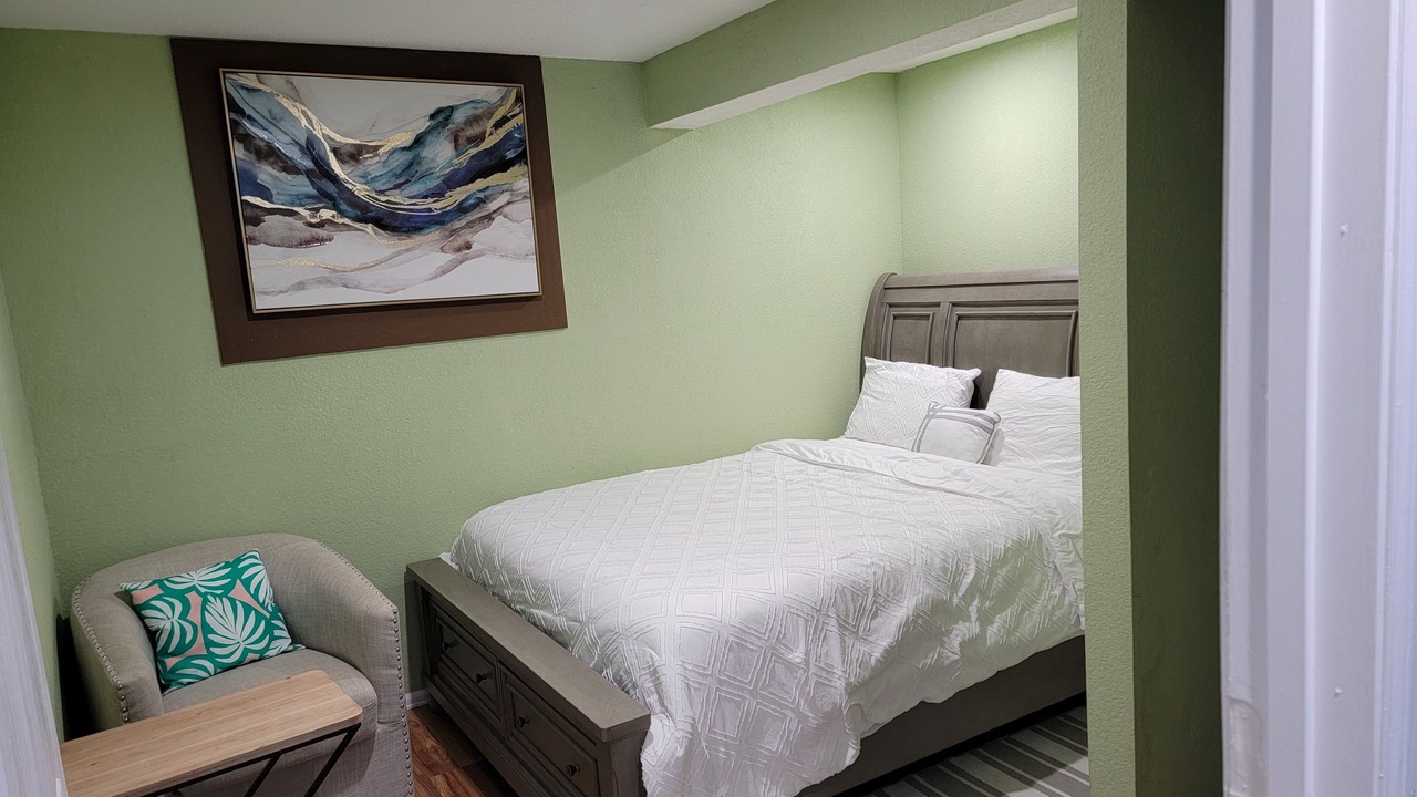 Photo of Bedroom in Aurora