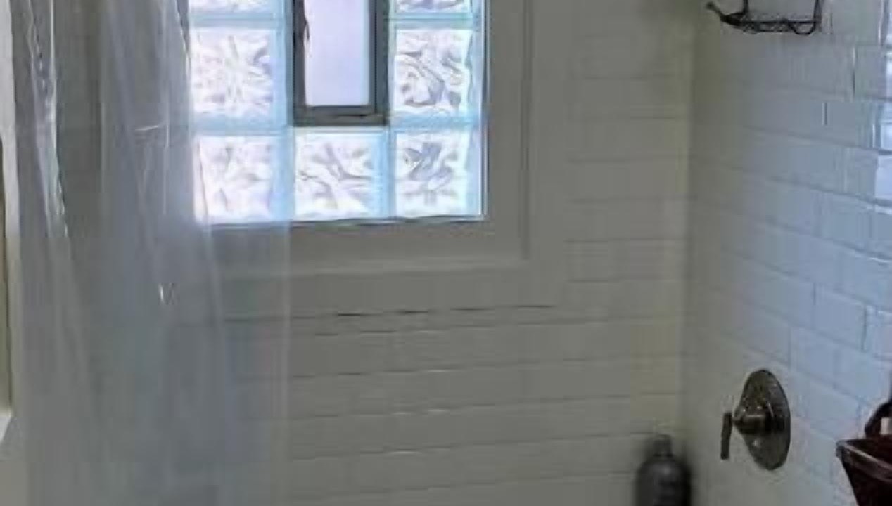 Photo of Bathroom in Dundee-Happy Hollow Historic District