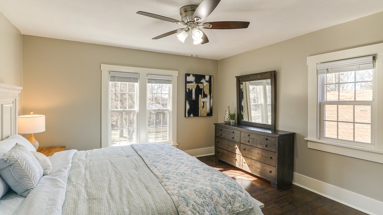 Photo of Bedroom in Newton
