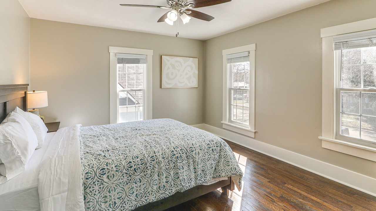 Photo of Bedroom in Newton
