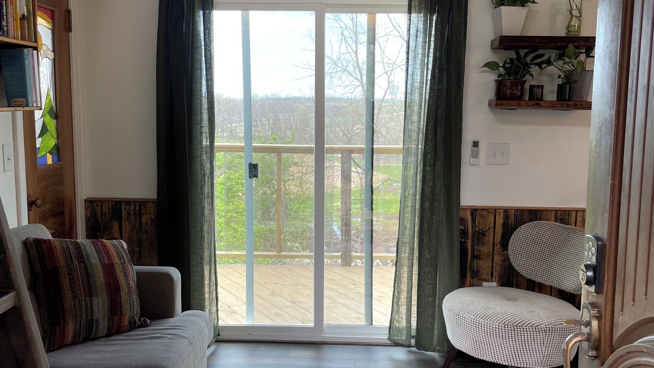Photo of Livingroom in Norwalk