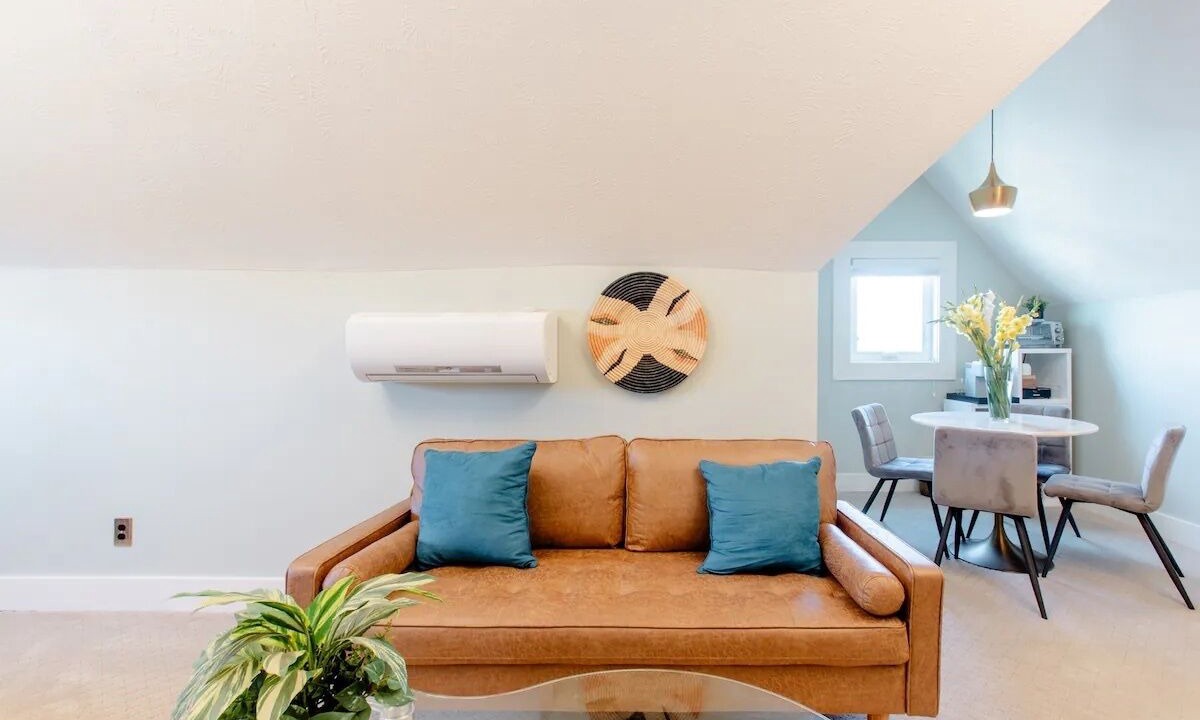 Photo of Livingroom in Downtown Omaha