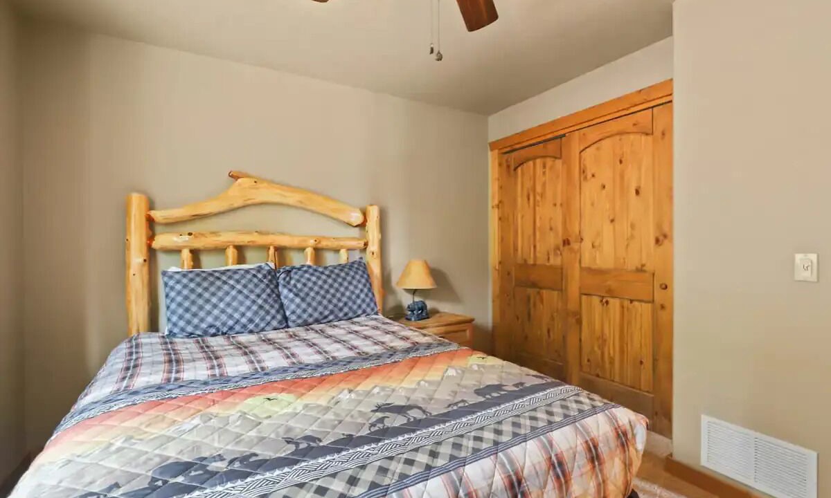Photo of Bedroom in Valley of the Sun