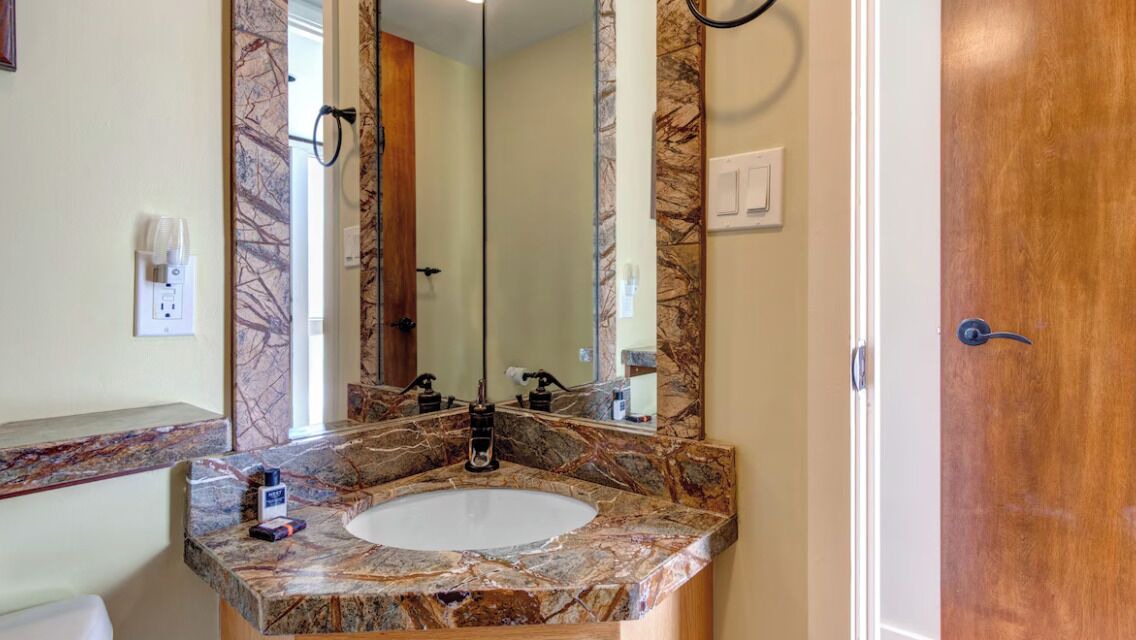 Photo of Bathroom in North Park City