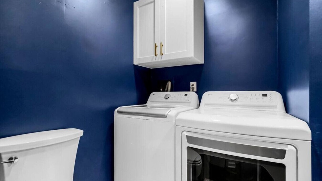 Photo of Bathroom in Fairway