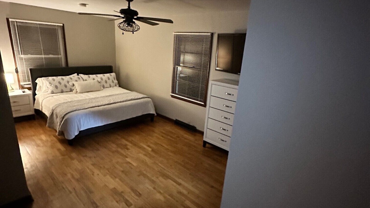 Photo of Bedroom in Lawrence