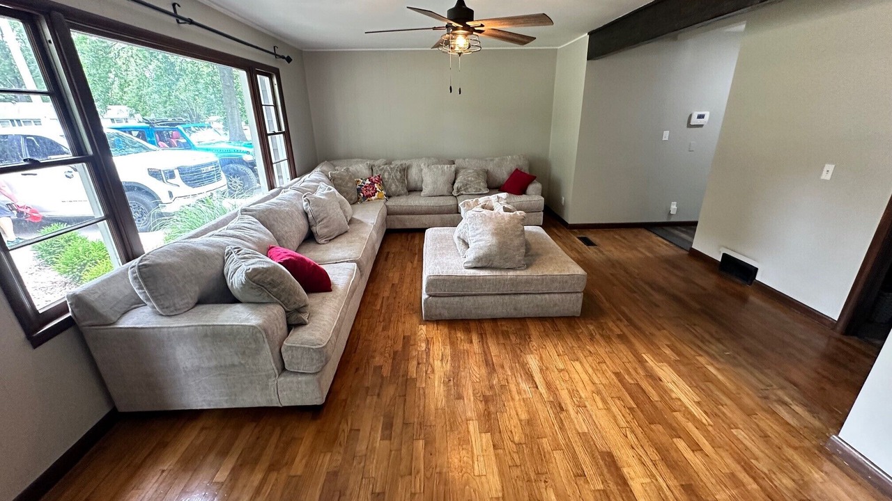 Photo of Livingroom in Lawrence
