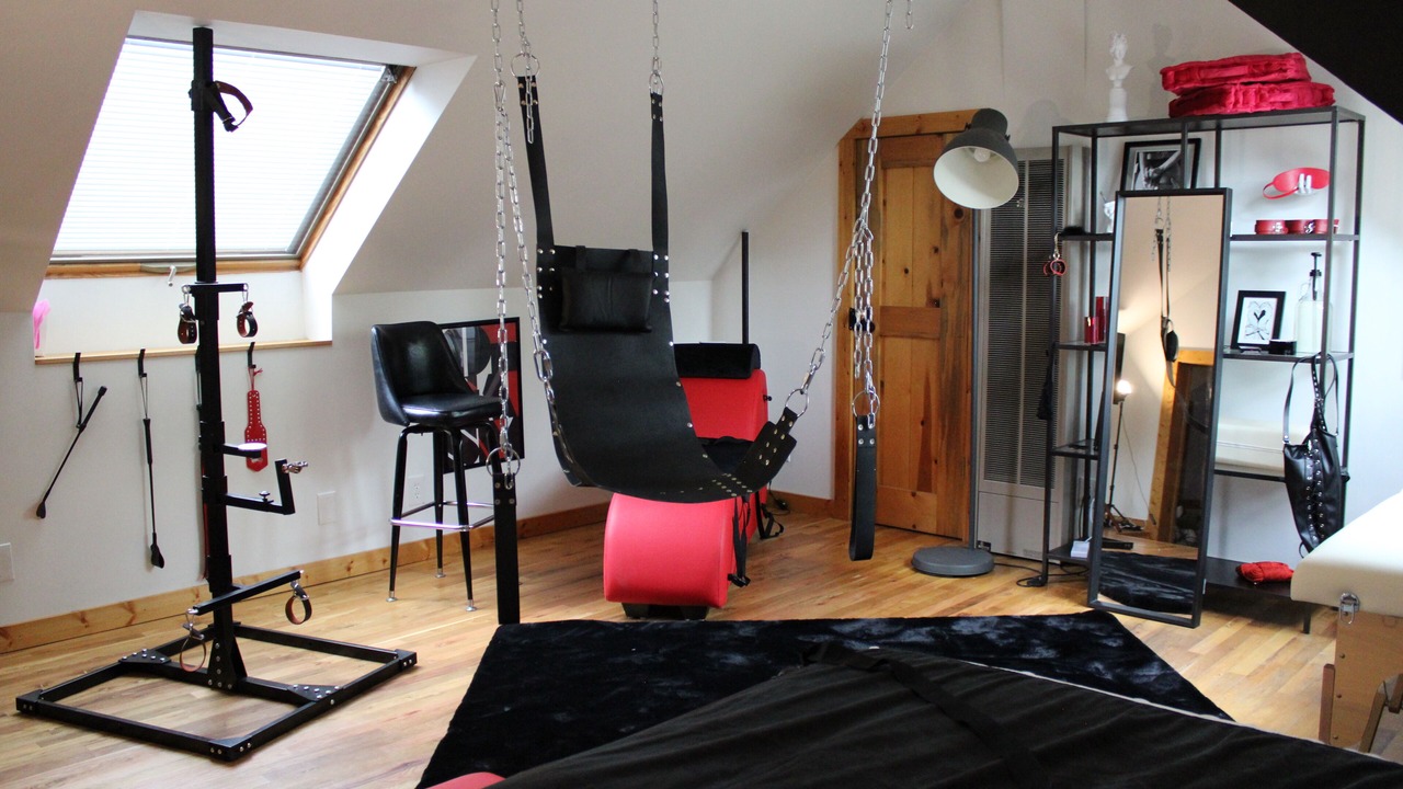 Photo of Bedroom in Idaho Springs