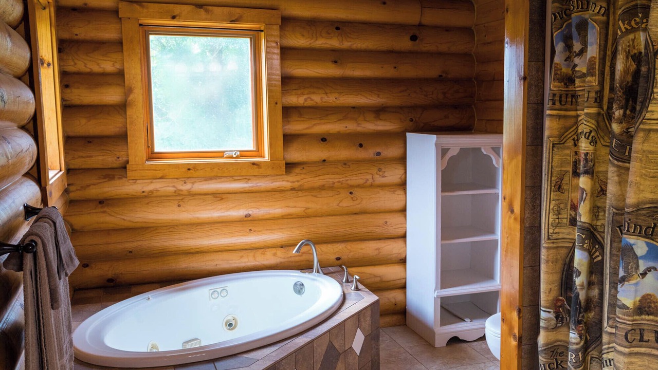 Photo of Bathroom in Ames