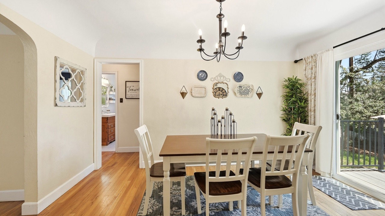Photo of Livingroom in Greeley