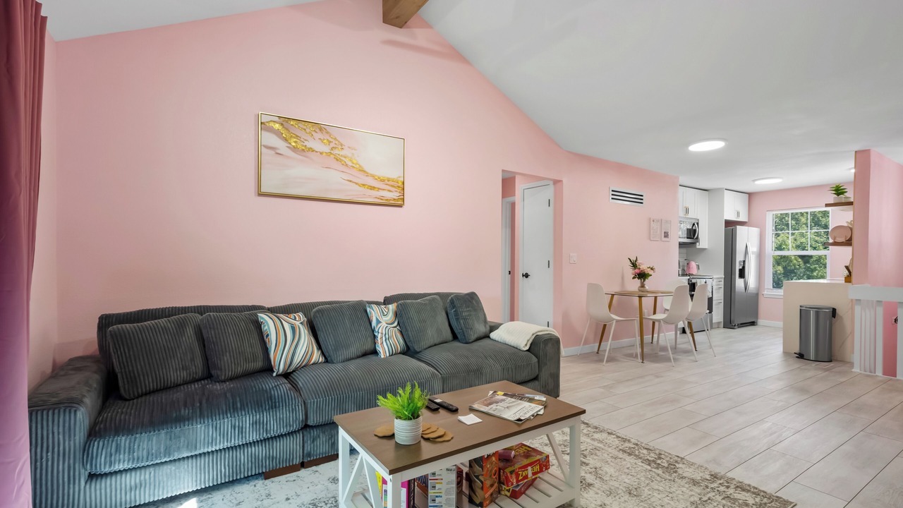 Photo of Livingroom in Mission