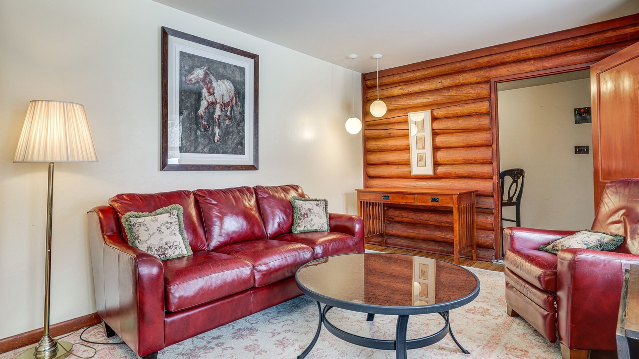 Photo of Livingroom in Lander