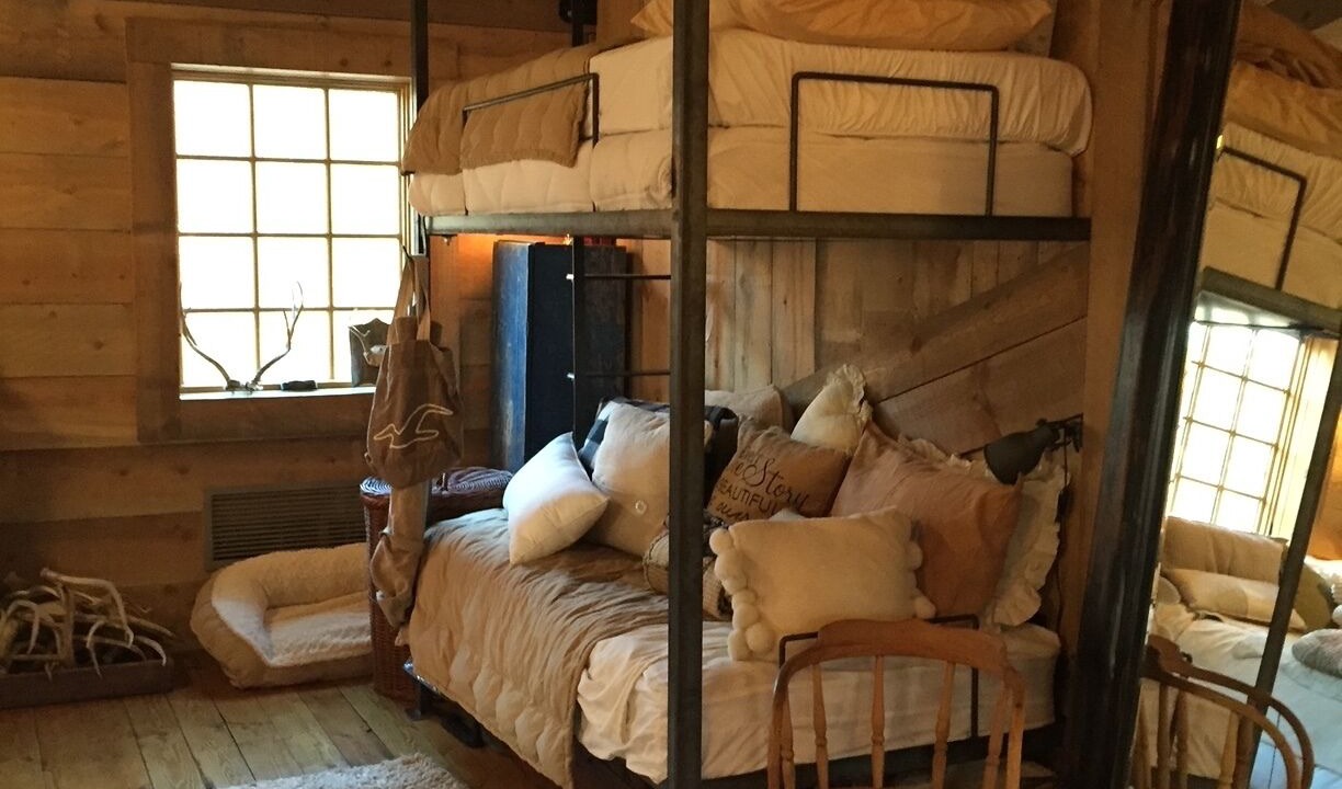 Photo of Bedroom in Wea
