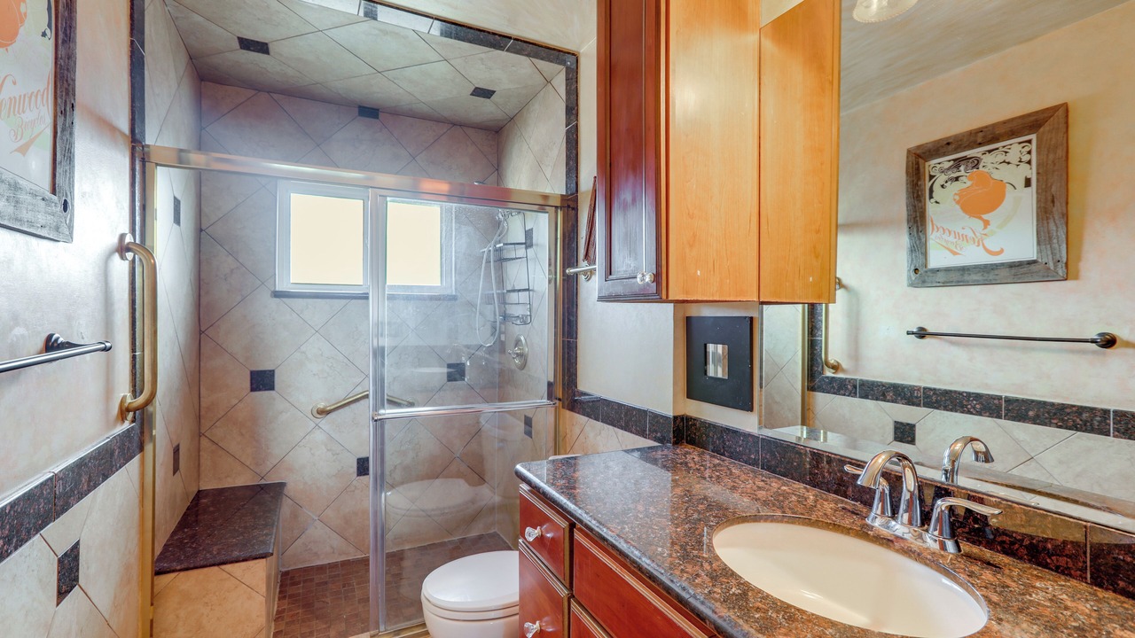 Photo of Bathroom in Twin Lakes