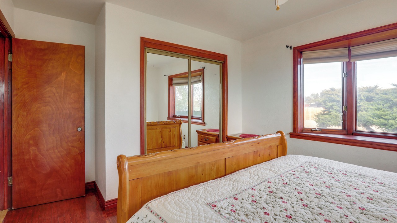 Photo of Bedroom in Twin Lakes