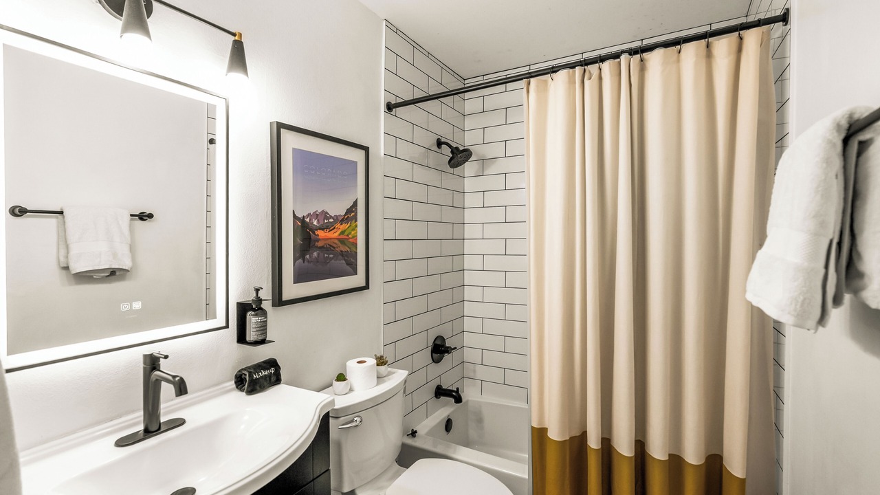 Photo of Bathroom in Bailey