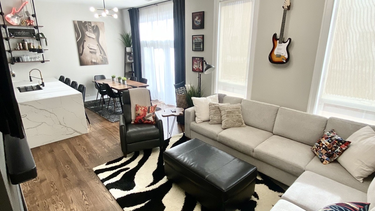Photo of Livingroom in Southeast Omaha