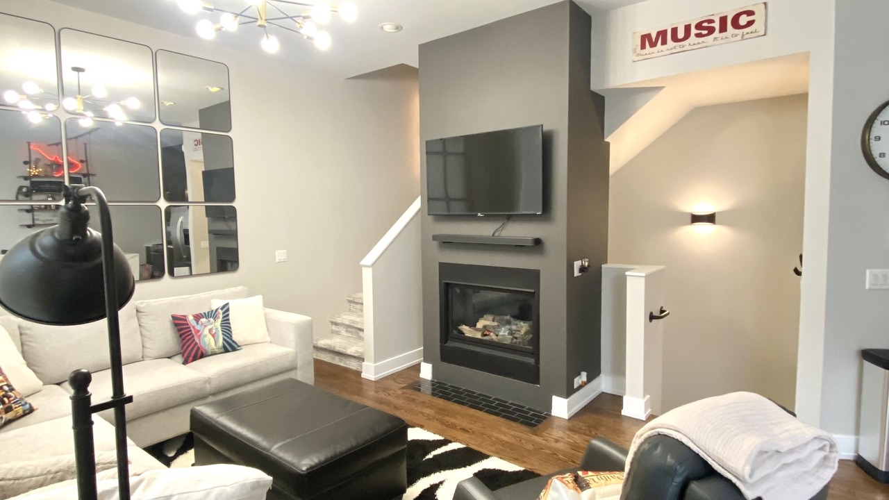 Photo of Livingroom in Southeast Omaha