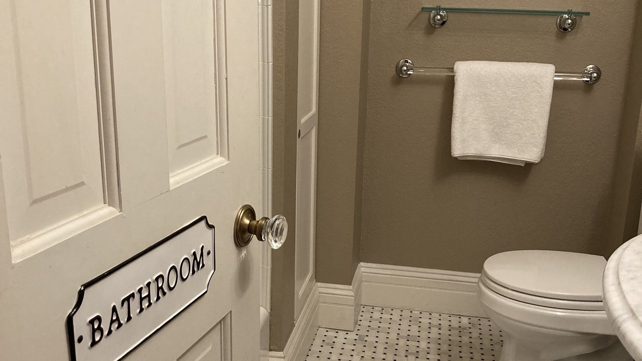 Photo of Bathroom in Cheesman Park