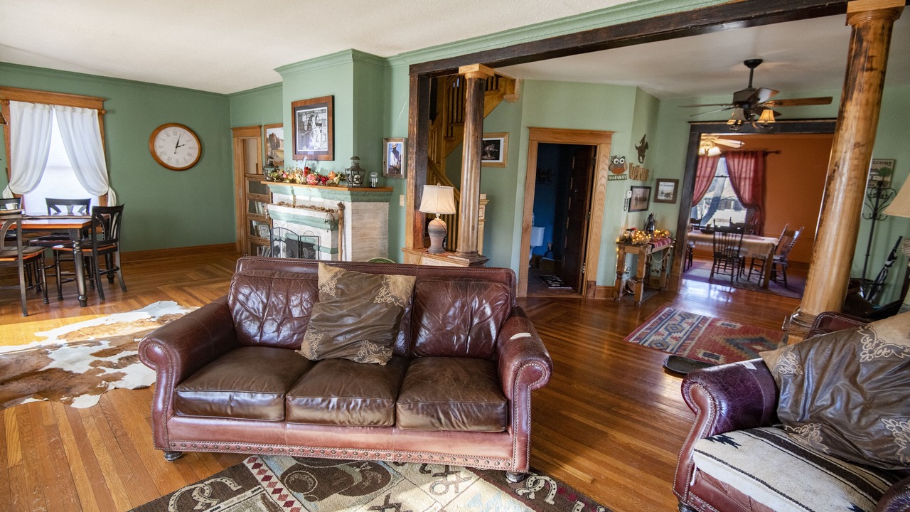 Photo of Livingroom in Cottonwood Falls