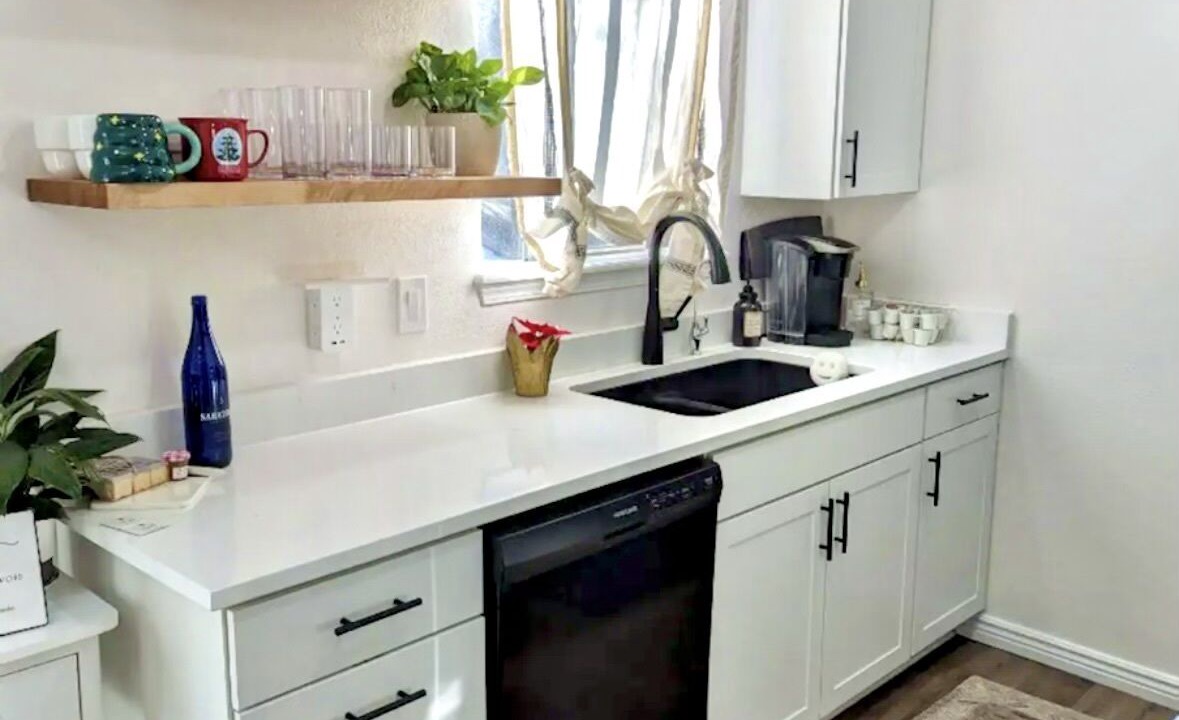 Photo of Kitchen in Prides Crossing