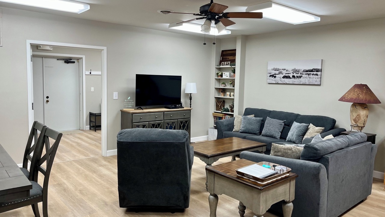 Photo of Livingroom in Chapman