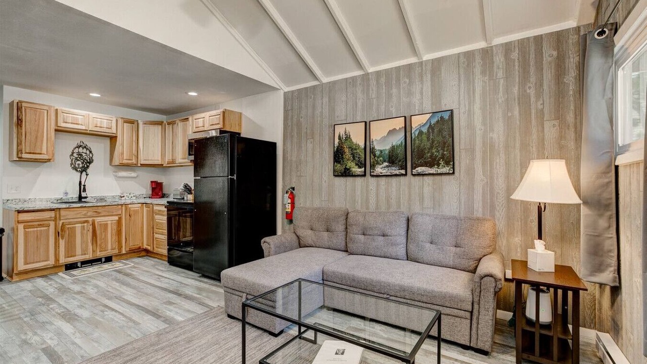 Photo of Livingroom in Estes Park