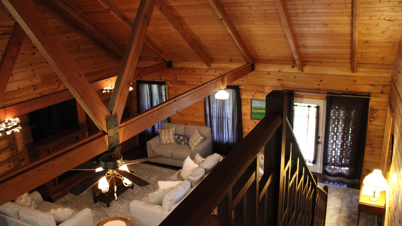 Photo of Livingroom in Pryor