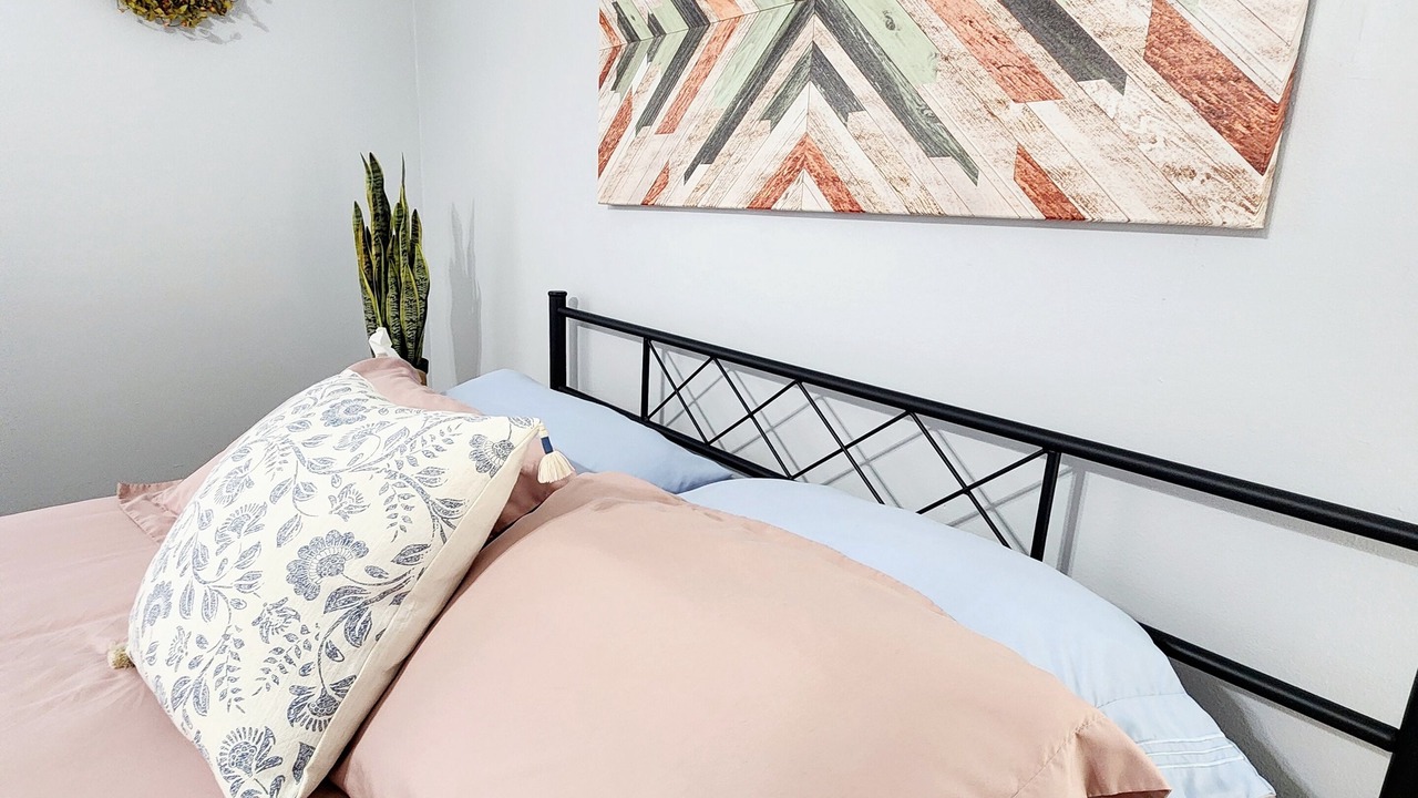 Photo of Bedroom in Hamilton