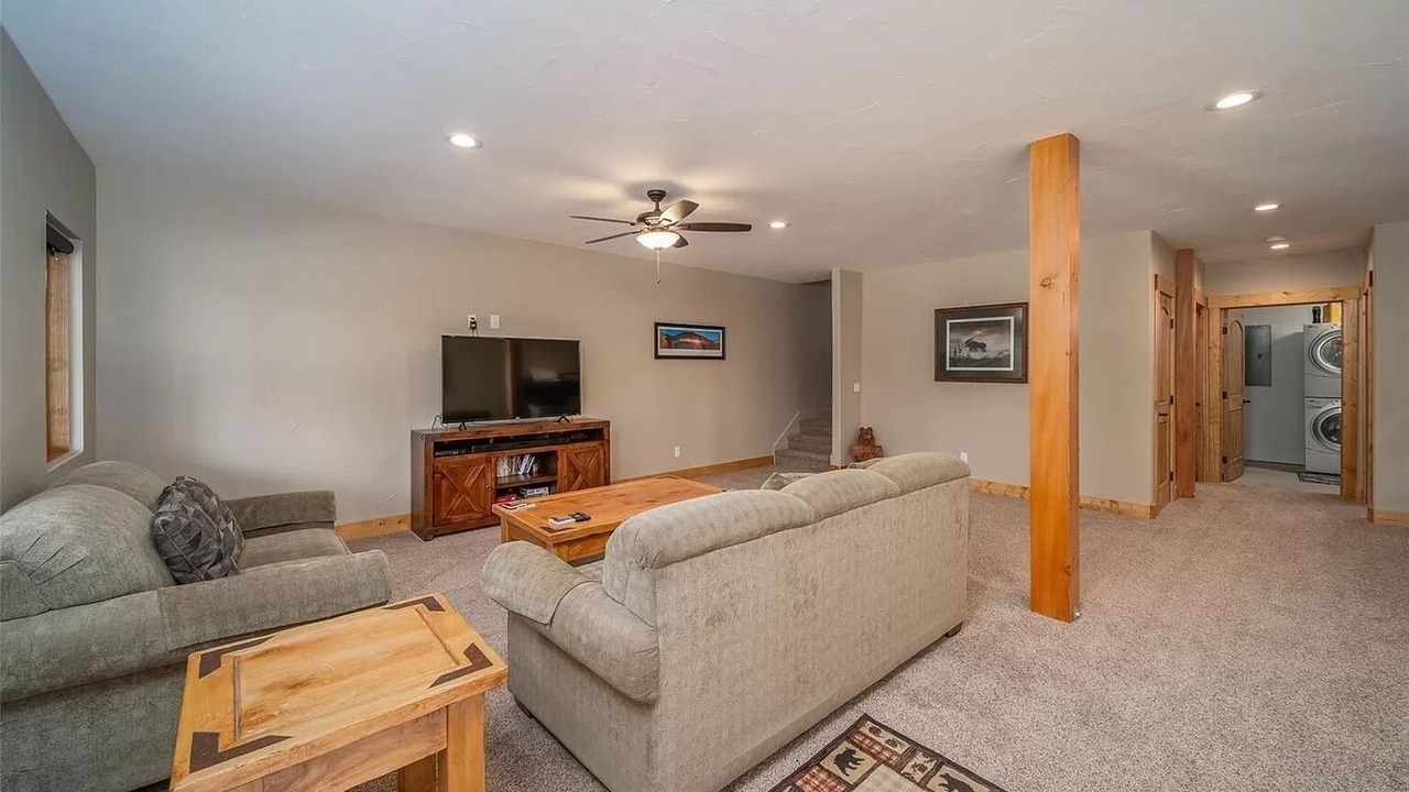 Photo of Livingroom in Valley of the Sun