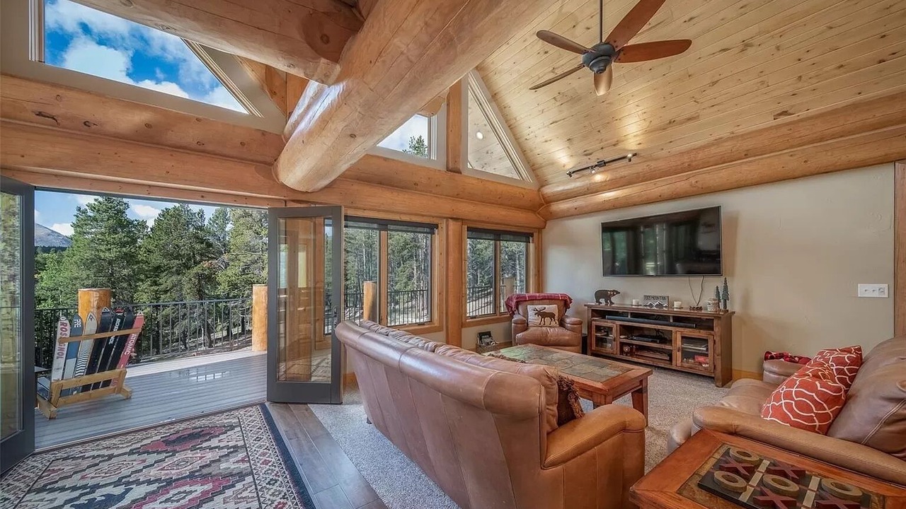 Photo of Livingroom in Valley of the Sun