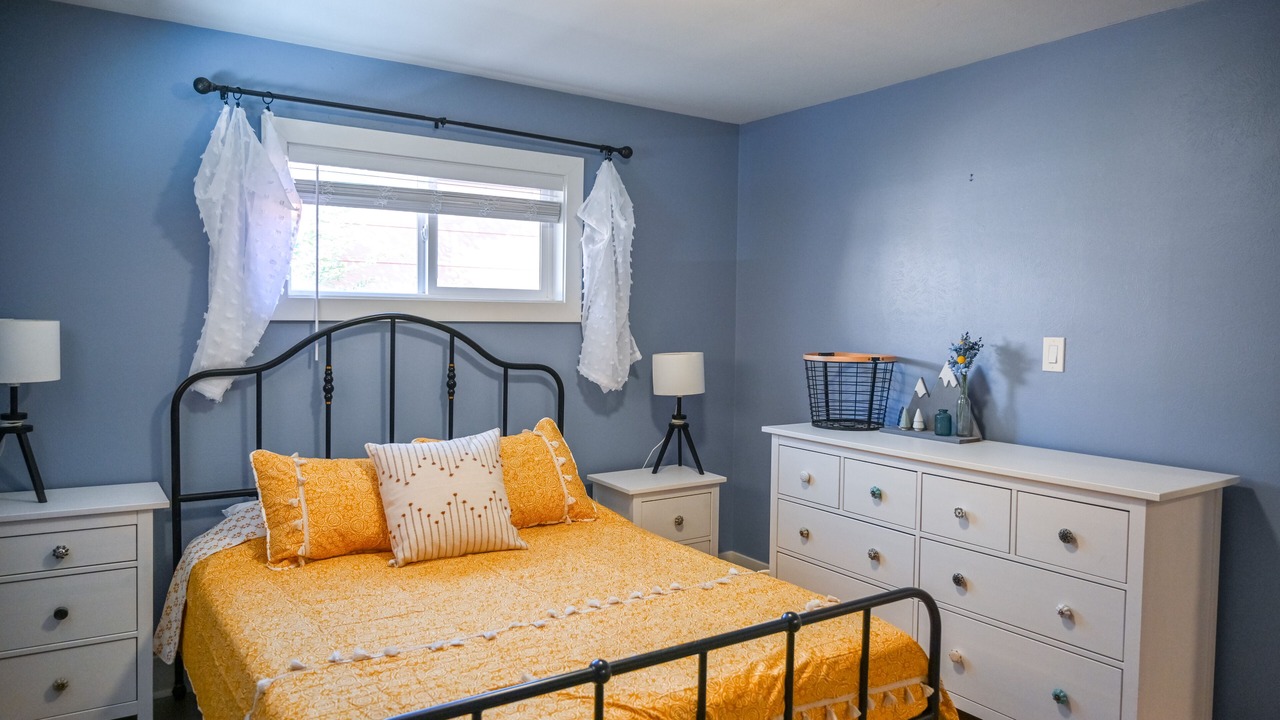 Photo of Bedroom in Twin Lakes
