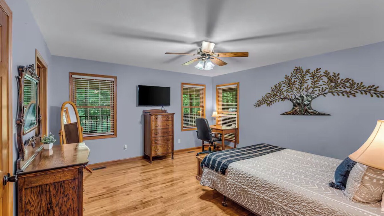 Photo of Bedroom in Grantville