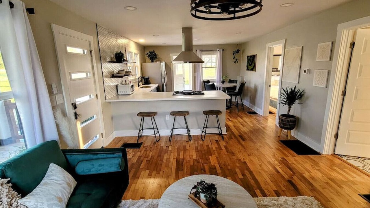 Photo of Livingroom in Lawrence
