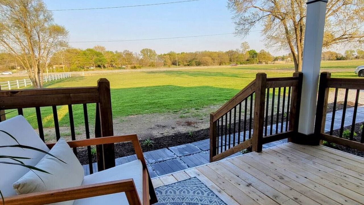 Photo of Patio Balcony in Lawrence