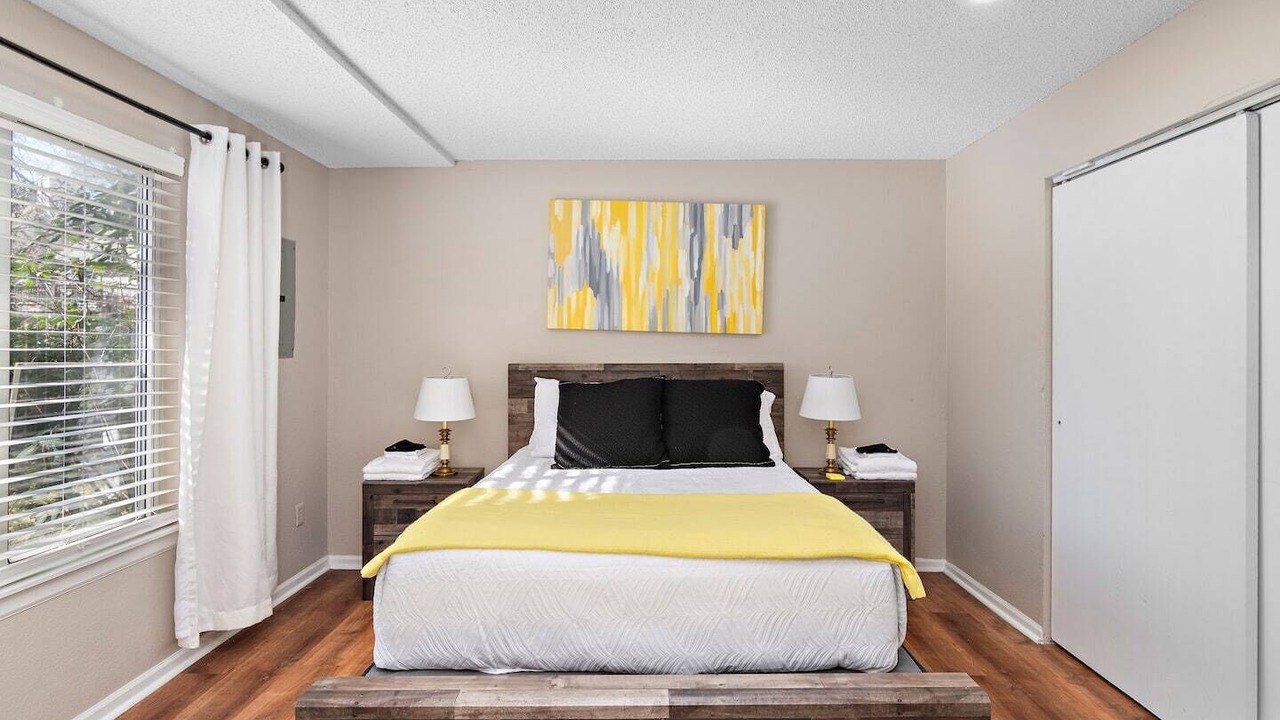 Photo of Bedroom in Lenexa