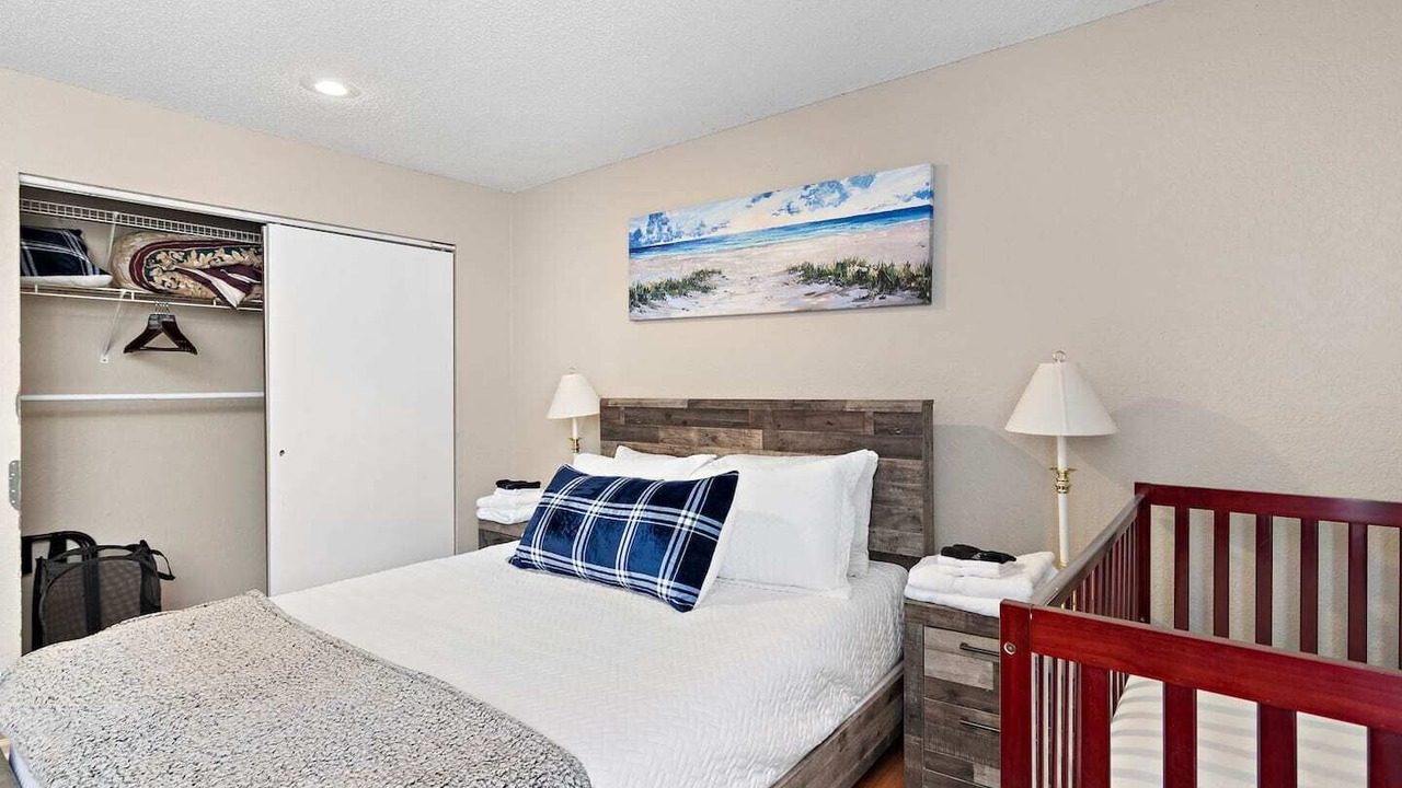 Photo of Bedroom in Lenexa