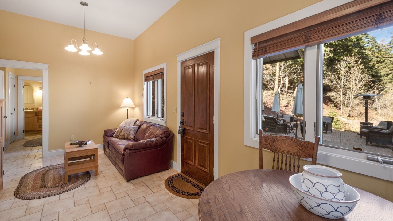 Photo of Livingroom in Ouray
