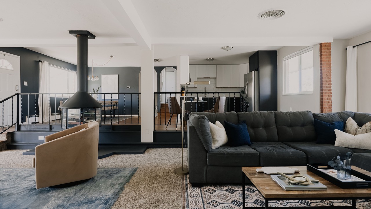 Photo of Livingroom in Berkley