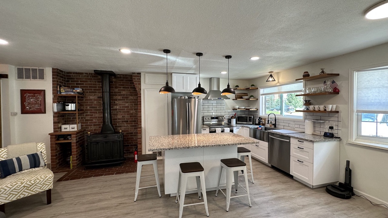 Photo of Kitchen in Historic District