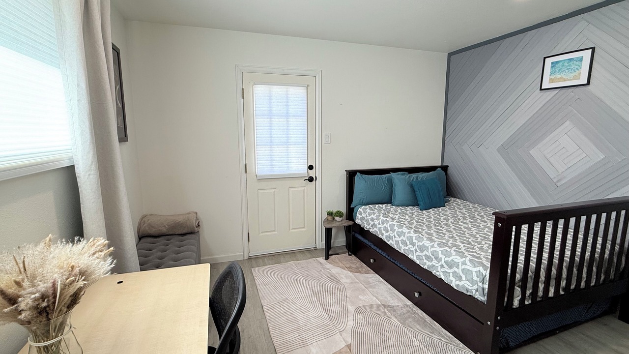 Photo of Bedroom in Historic District