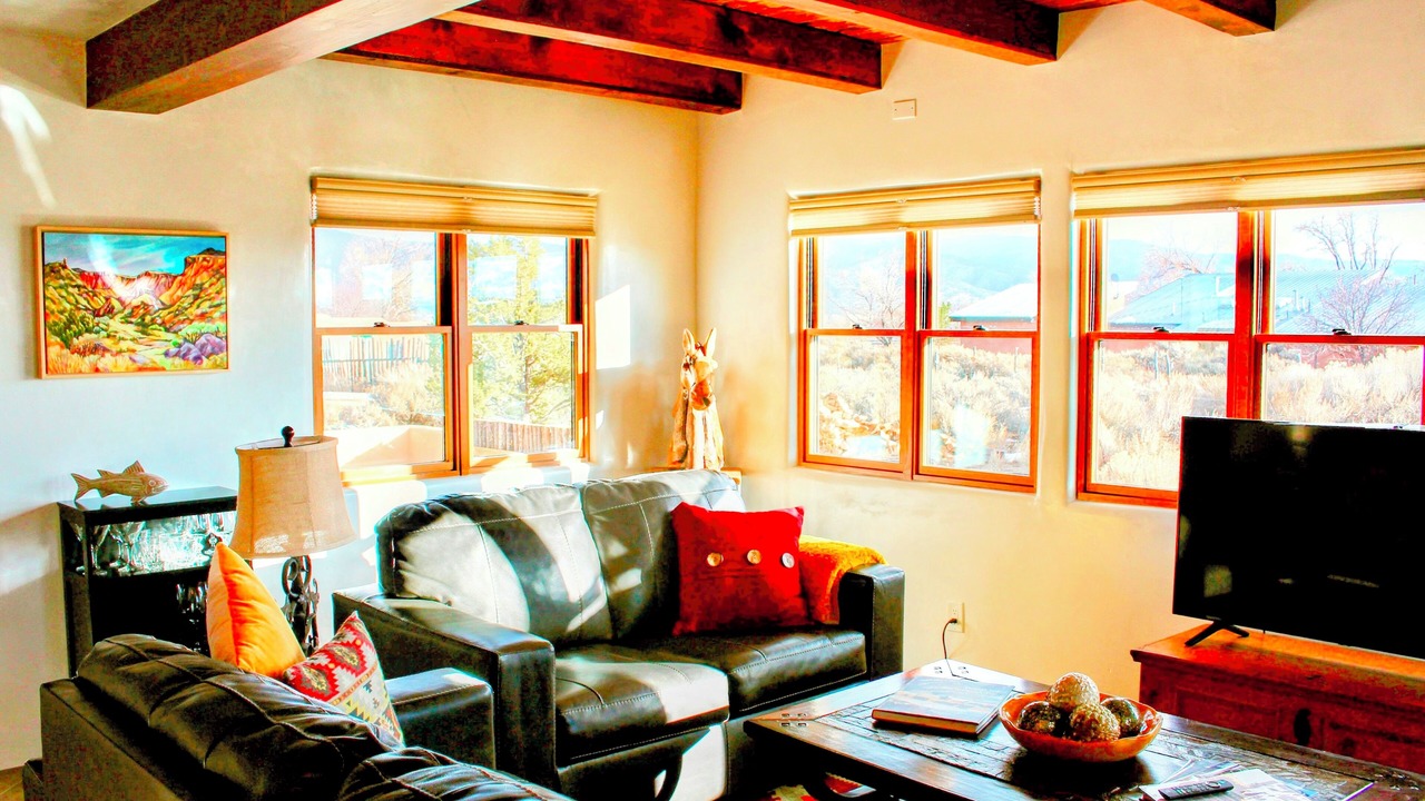 Photo of Livingroom in Taos