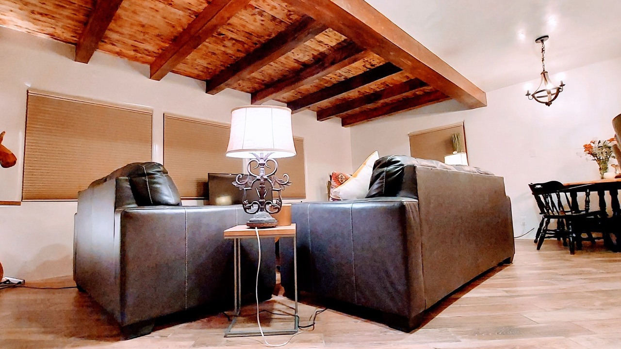 Photo of Livingroom in Taos