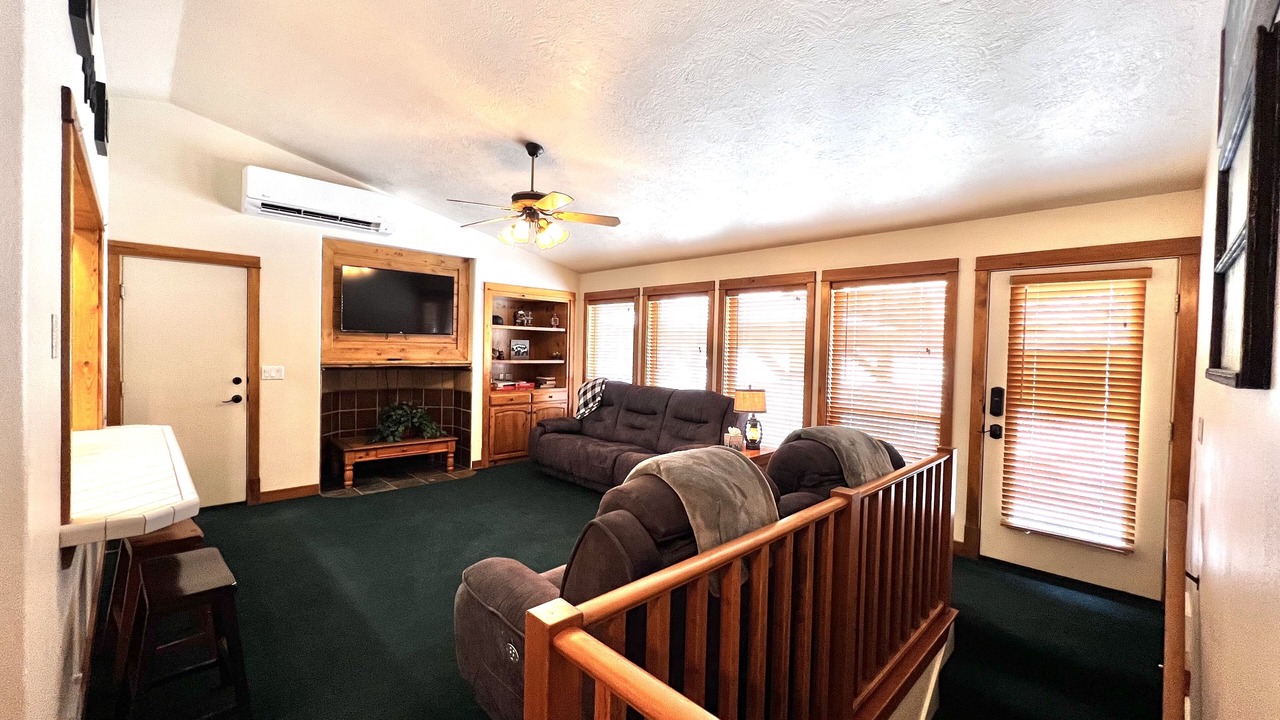 Photo of Bedroom in Island Park