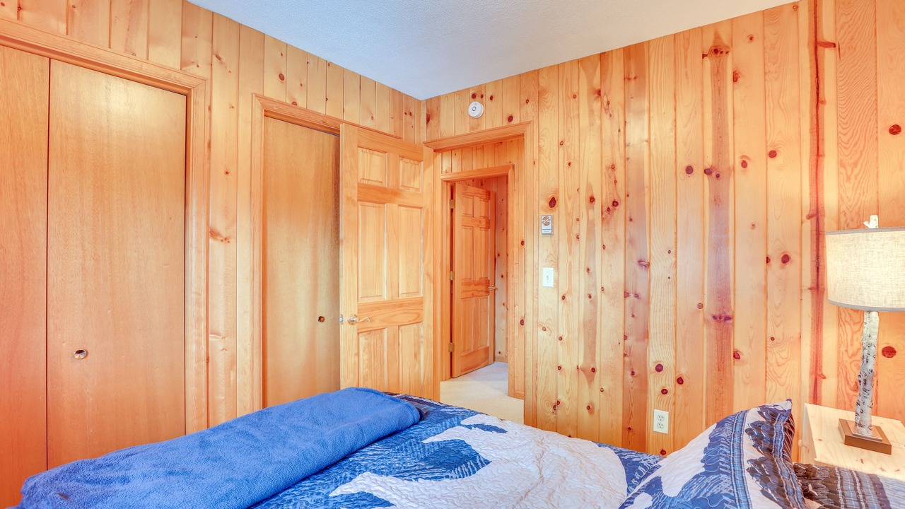 Photo of Bedroom in Grand Lake