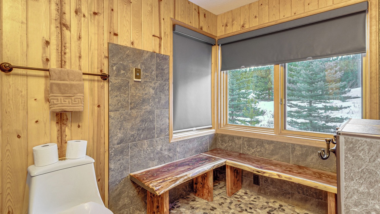 Photo of Bathroom in Grand Lake