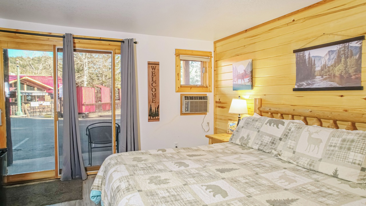 Photo of Bedroom in Estes Park
