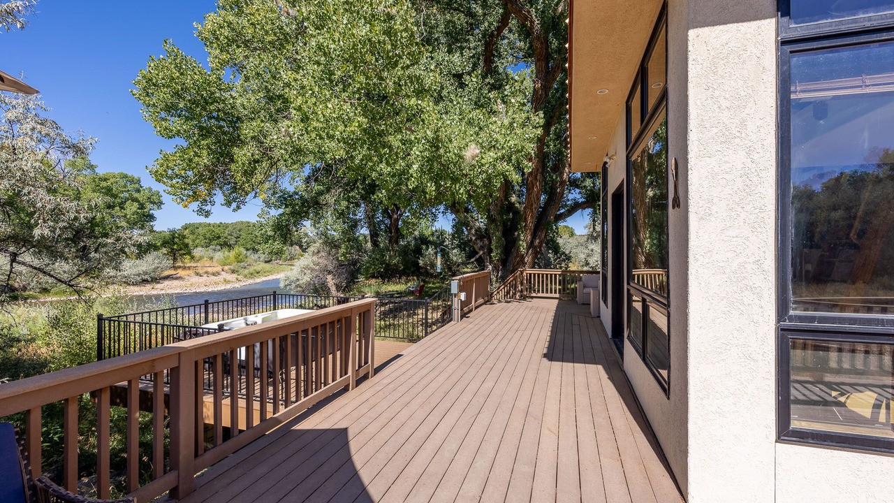 Photo of Patio Balcony in Aztec