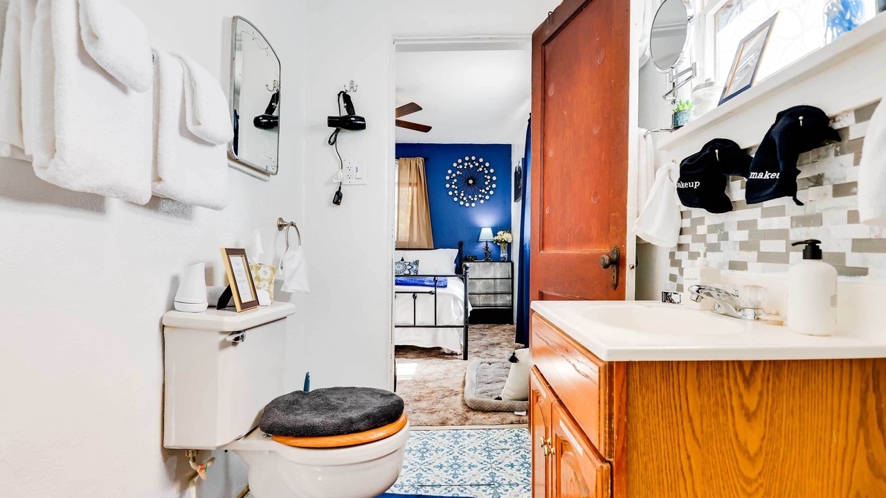 Photo of Bathroom in Craig