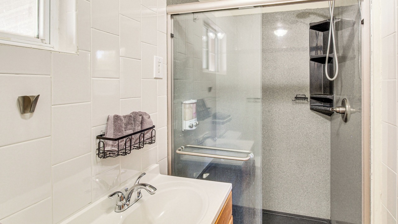Photo of Bathroom in Ulysses